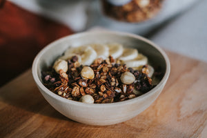 Porridge banana and cacao nibs