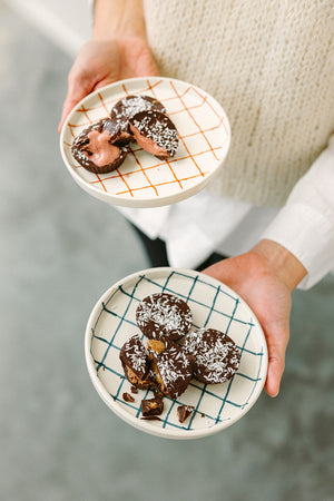 NUT BUTTER CUP • DARK CHOCOLATE • COCONUT POWDER • GR'EAT NUT BUTTER